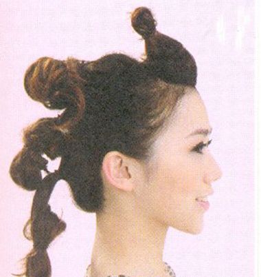 ���������ñ෢ ���긾Ů���ױ෢