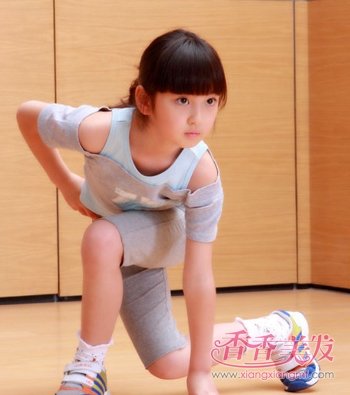 ������ͯ������������ 6-8�곤��СŮ�����ӷ���