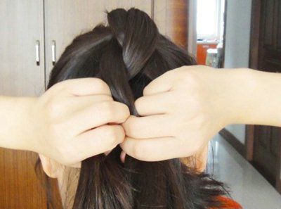 4��Ů���򵥿ɰ��������� 4��Ů�����͵�����