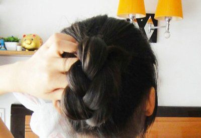 4��Ů���򵥿ɰ��������� 4��Ů�����͵�����