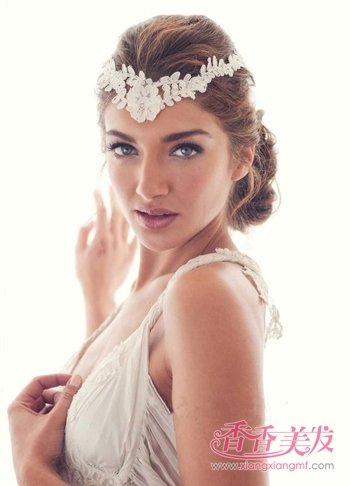 Ů�˰ѷ����̵�����ȥͼƬ �����ͷ����