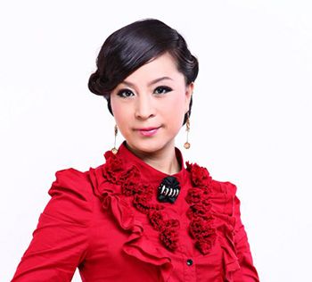 ����Ů������ķ��� ����Ůʿ��ͷ����