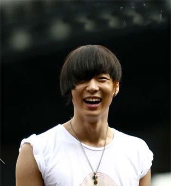 2016男生西瓜皮发型怎样打理 男士短发易打理发型