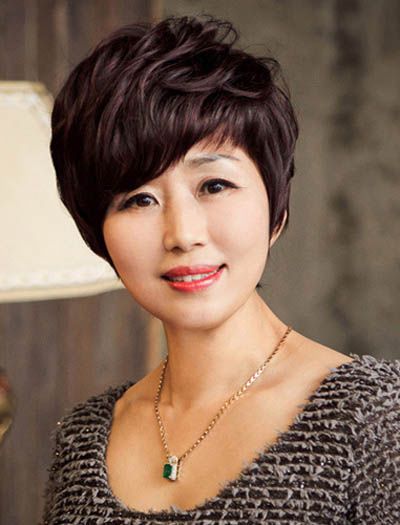 ͷ���ܶ�Ū�滨�̺ÿ��� 40��Ů�˶̷������滨��ͼƬ