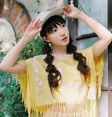 �̷���ô����β�跢�� Ů����ͷ������������