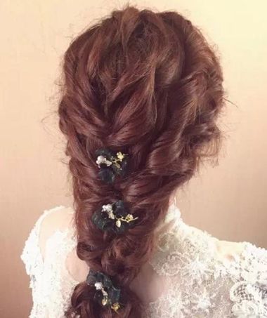 �̷���ô����β�跢�� Ů����ͷ������������