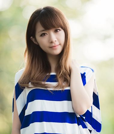 б���������鷢β���� Ů��б��������ͼƬ