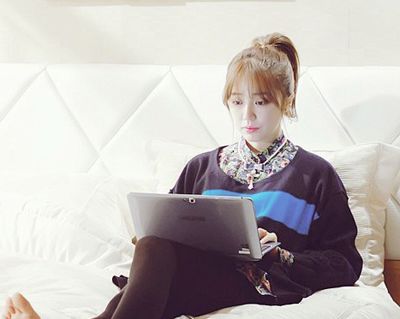 头发比较少头发有很细长脸什么发型好看 适合脸长头发少的女生发型