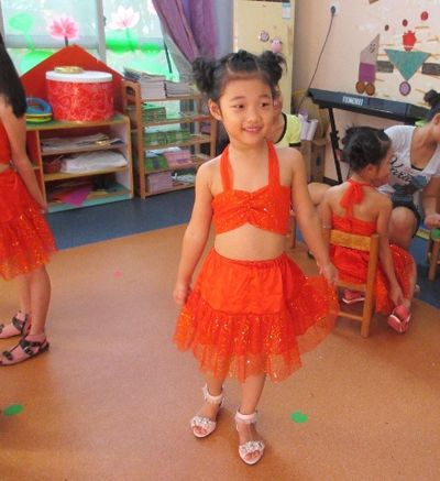 ����ͷ����ͷ ���躢����ͷ