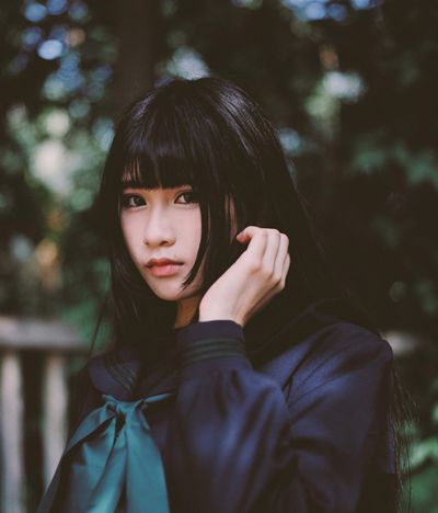 倒瓜子脸适合什么发型 倒瓜子脸女生适合的发型