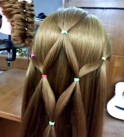 ����ɫ��ֱ���ʺ���ô����Ƥ��С�� ֱ�������������