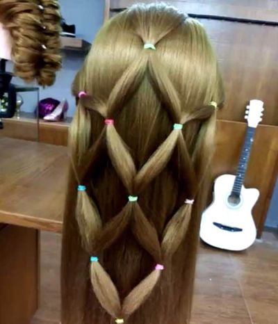 ����ɫ��ֱ���ʺ���ô����Ƥ��С�� ֱ�������������