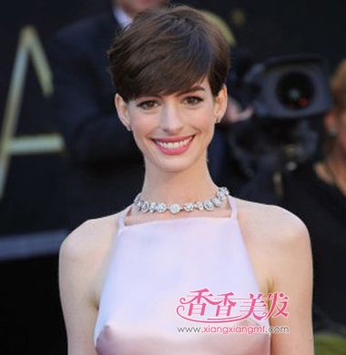 �������Ů���Ķ̷�����ͼƬ �������̷����ͺÿ���