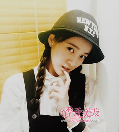 ������ͷ���Ե��л��� �г�����ɫֱ��