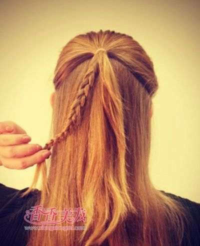 ����Ů��ֱ�����Ͱ������� ���г�ֱ��Ů����ͷ������