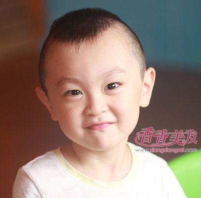 С�к��̷�����ͼƬ С�к����䳬�̷�����