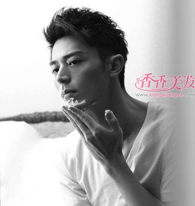 ����ǰ�ߵ�ͷ�����ϵķ��� �����������ʹ�ȫ