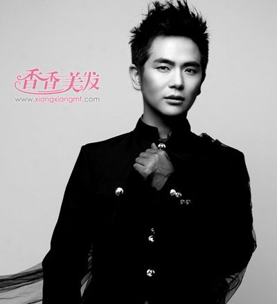 ����ǰ�ߵ�ͷ�����ϵķ��� �����������ʹ�ȫ