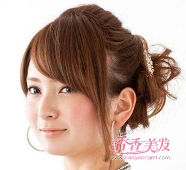 普通中短卷发盘发 中短卷发如何盘发