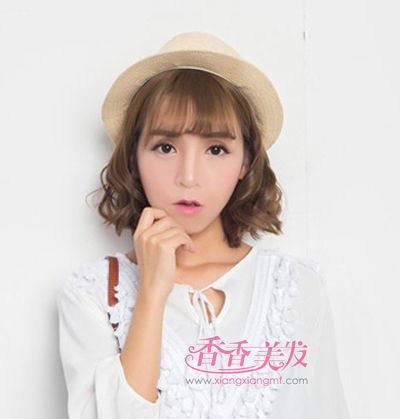 ���ڸ���Ů�����еĶ̷����� 2016����Ů����̷�����