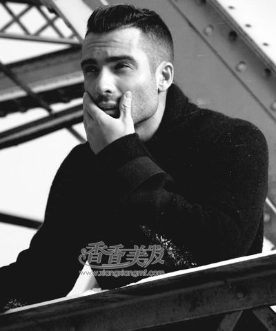 ��ʿ���Ͷ̷�ë�� �������ͼƬ�г��̷�