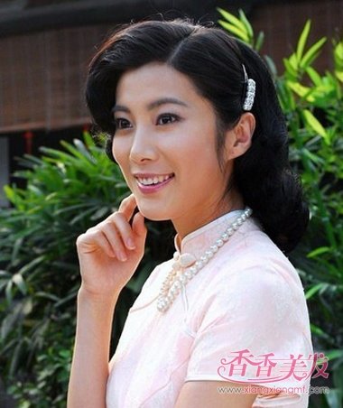 ���ѧ���̺ܶ෢�� ����Ů�˼��̷�����