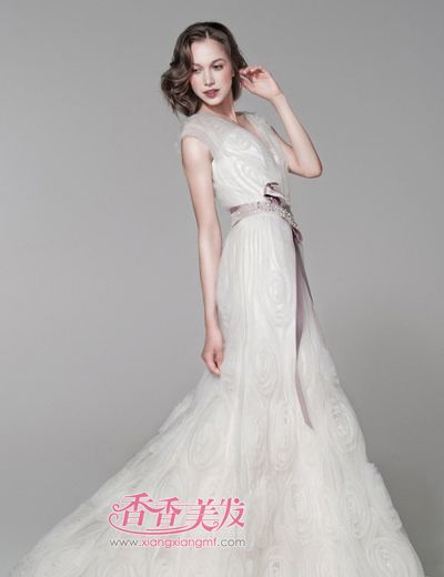 �̷�������ʲô�����·� ���̷��ʺ�ʲô��ɫ