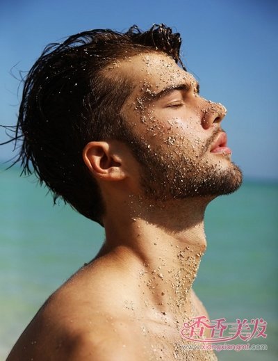 �����ÿ��������Ա߶����˵ķ��� ������������ͼƬ