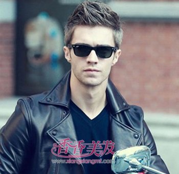 �۾����ʺϷɻ�ͷ�� ī�������ɻ�ͷ����