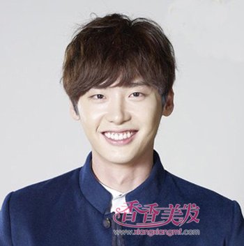 ��ʿ����ɫ����ͼƬ ǳ��ɫ����ʱ�з���