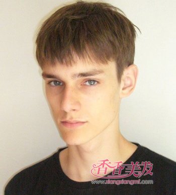 ��ʿ����ɫ����ͼƬ ǳ��ɫ����ʱ�з���