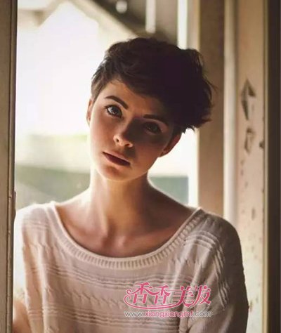 �����ݳ��ʺϼ��̷��� �����ݵ�Ů���ʺ�ʲô�̷�����