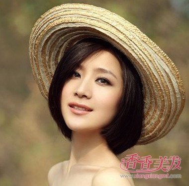 ��ѧ��Ů���ʺ�ʲô�ÿ��Ķ̷� Ů��ѧ���̷�ͷ��ͼ