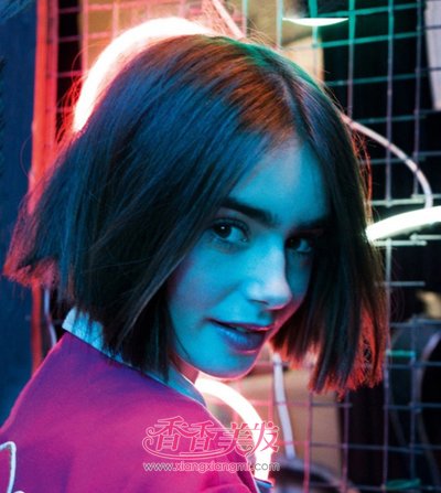 ��ѧ��Ů���̷�ֱ������ ˳ֱѧ��ͷ�̷�ͼƬ