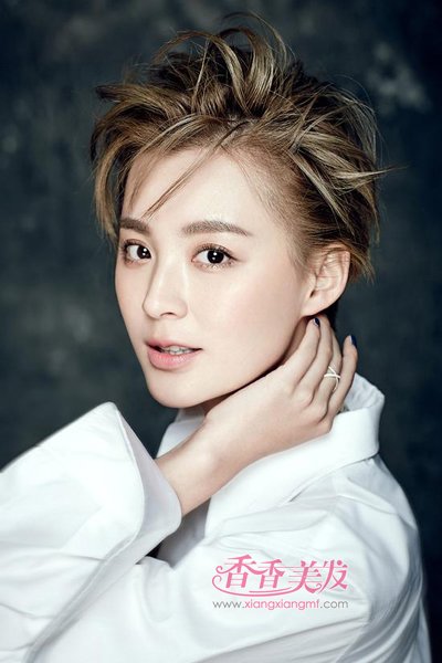 ��ѧ��Ů���̷�ֱ������ ˳ֱѧ��ͷ�̷�ͼƬ