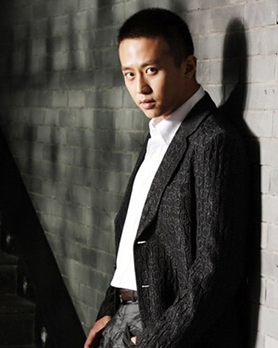 ��ʿ�̴羭�䷢�ʹ�ȫ ���ϰ�̷���ͼƬ