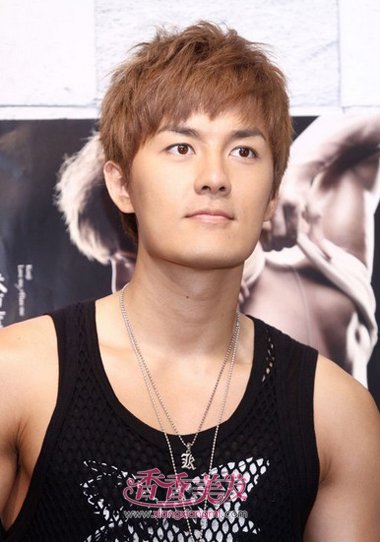 ��ʿ�������ʺ���ʲô���Ķ̷� �й������ʺ϶̷���