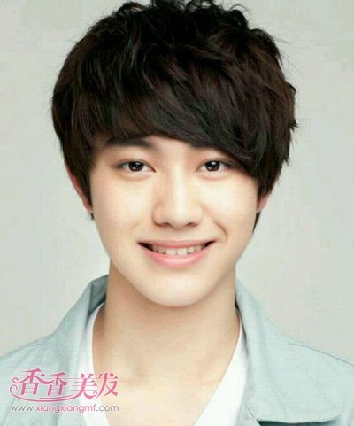 男生发型两边怎么理好看 90后简单帅气男生发型