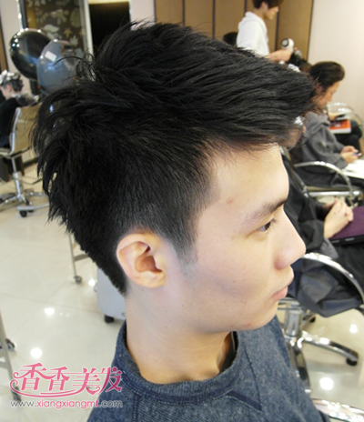 男生发型两边怎么理好看 90后简单帅气男生发型