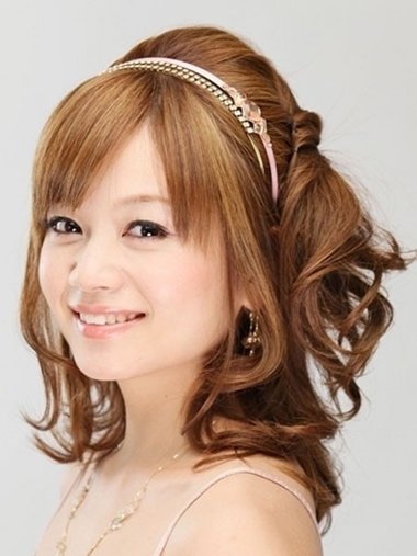 齐肩短发怎么弄发型 齐肩短发发型扎法