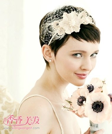 �ʺ϶̷��Ļ��񾴾���� �̷������������