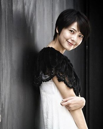 ͷ���ڷ���Ӳ�ʺ�ʲô�̷����� ��ɫ�ٷ��̷�����