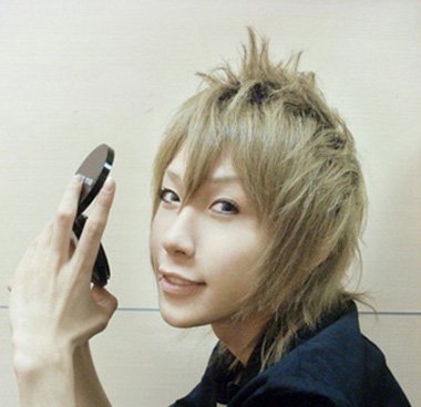 ����ɫͷ��ͼƬ�е� ����ͷ��������ɫ