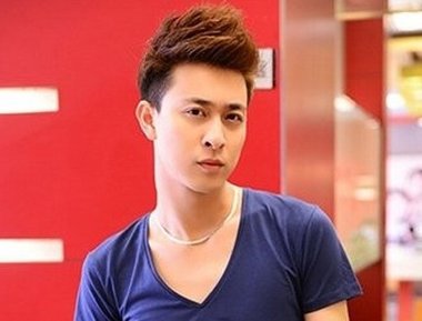 ���˳��̷��������ͼƬ ��ʿ�̷����ͷɻ�ͷ