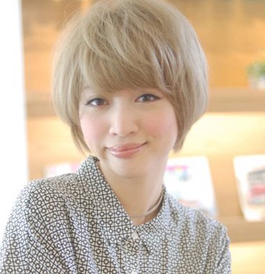 ��Ů�˶̷��������ͼƬ ������Ӧ�Ķ̷�����