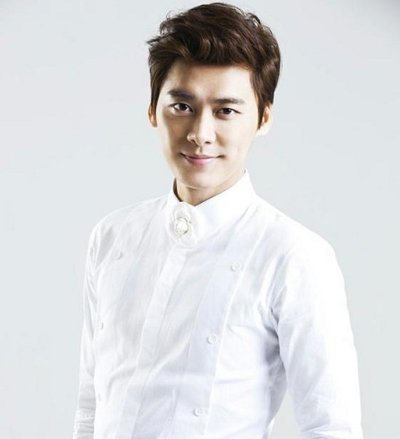 两边短上面长是什么发型 底下短上面长的发型