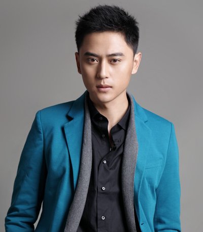 两边短上面长是什么发型 底下短上面长的发型