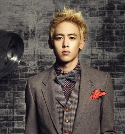 一般男生染头发染什么颜色好看 男生头发颜色大全图片