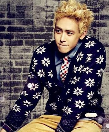 男士深棕色头发 2016男士流行什么颜色发型