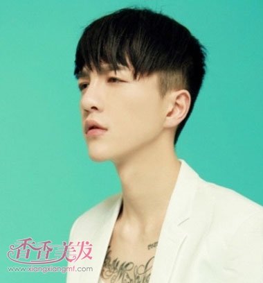 �����ÿ��Ķ̷�����ͼƬ 2016���й���ʿ�̷�����